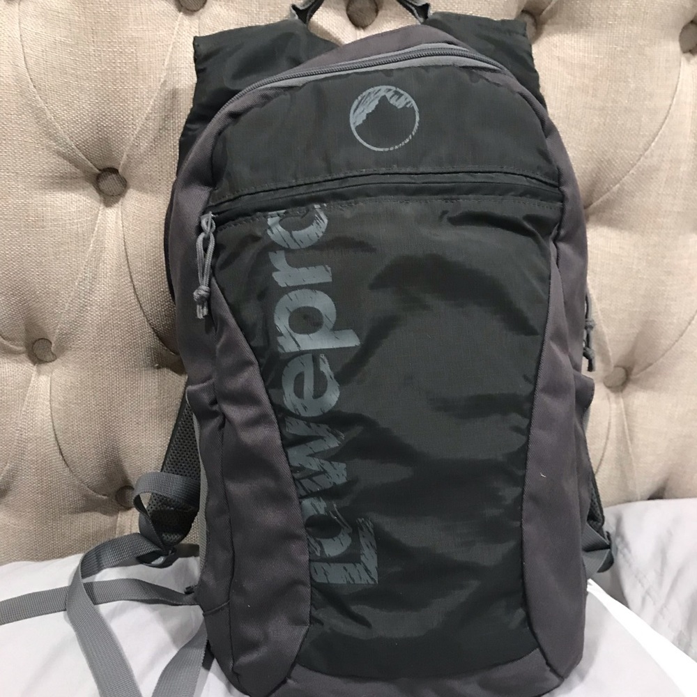 LowePro Hatchback 16L Camera Bag
